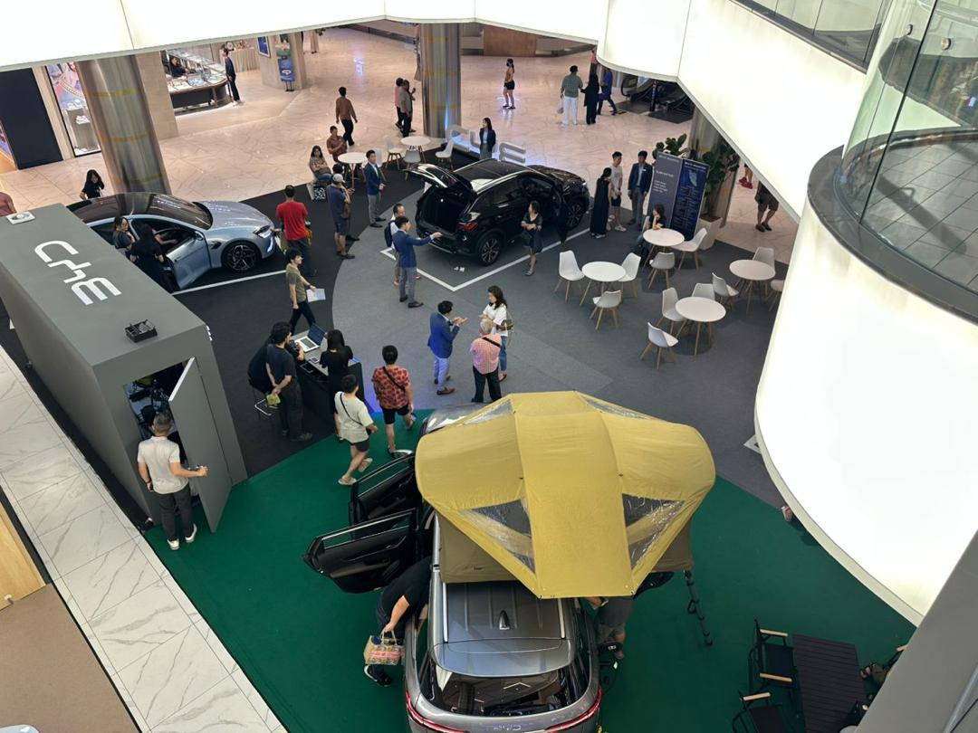 BYD mall showcase